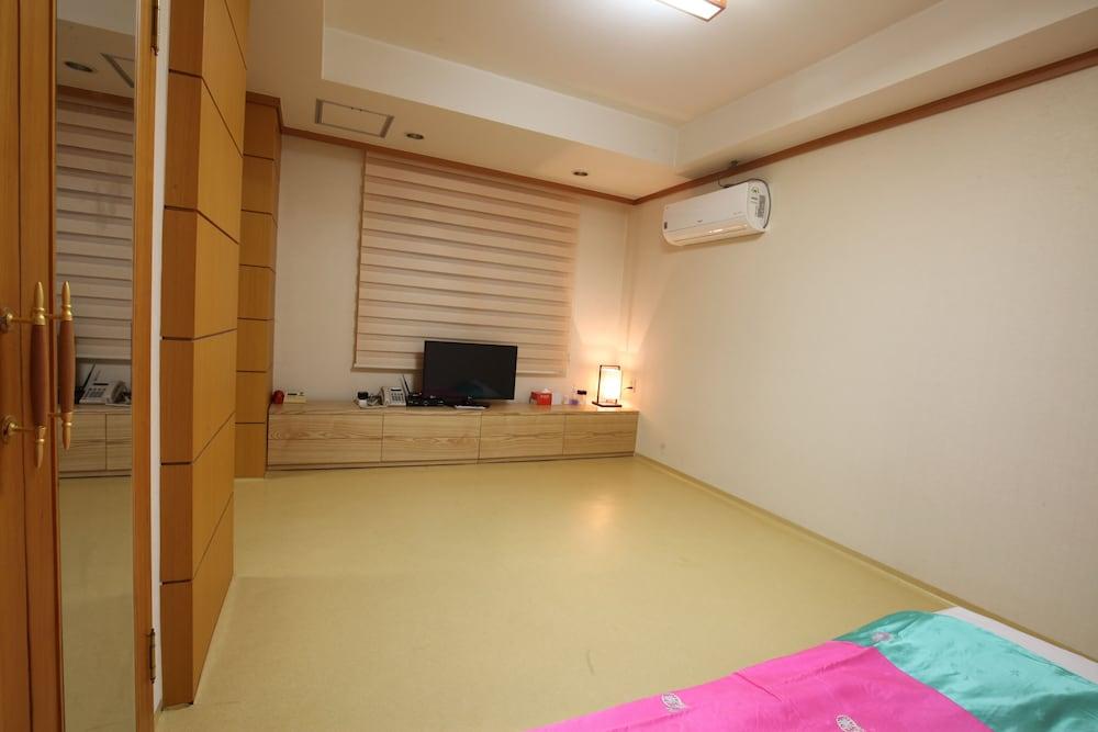 Angel Hotel Busan Exterior photo